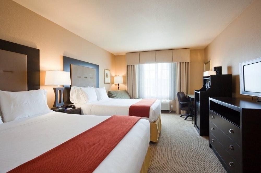 Holiday Inn Express & Suites San Antonio Frost Bank Center By Ihg Exterior foto